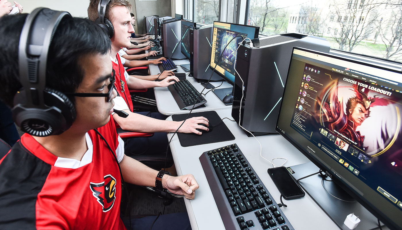 Cardinals Level Up With Esports Team